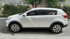 Sell White 2014 Kia Sportage at 35000 km in Quezon City 