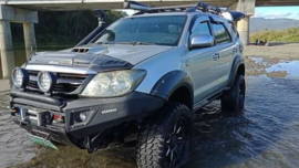Selling Used Toyota Fortuner 2005 Automatic Diesel 