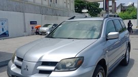 Selling 2nd Hand Mitsubishi Outlander 2006 in Taguig 