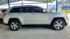 2012 Jeep Grand Cherokee for sale in Makati 