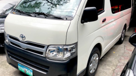 Selling 2nd Hand Toyota Hiace 2012 Manual at 50000 km 
