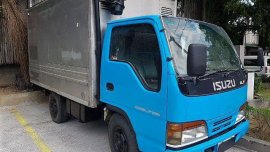Selling Isuzu Elf 2002 at 100000 km in Quezon City 