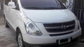Selling White Hyundai Grand Starex 2010 Automatic Diesel 