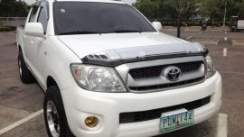 Selling Toyota Hilux 2011 Manual Diesel in Quezon 
