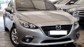 Selling 2016 Mazda 3 Hatchback in Makati 