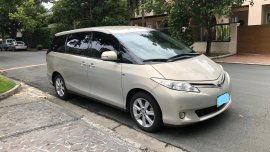 Selling Used Toyota Previa 2009 at 102000 km in Makati 