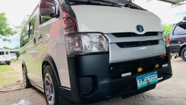 Used 2013 Toyota Hiace Manual at 60000 km for sale 