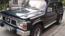 Selling Green Nissan Patrol 1994 in Manila