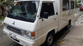 White Mitsubishi L300 2017 Manual Diesel for sale 