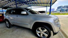 Silver Jeep Grand Cherokee 2012 for sale in Makati