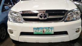 White Toyota Fortuner 2007 Automatic Diesel for sale 
