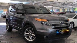 Grey Ford Explorer 2013 at 63000 km for sale