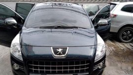 Black Peugeot 5008 2014 at 35000 km for sale