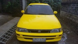 Sell Yellow 1993 Toyota Corolla Manual Gasoline at 200000 km 
