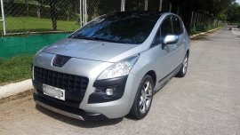 Silver Peugeot 3008 2013 at 95000 km for sale