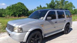 Selling Silver Ford Everest 2005 Automatic Diesel 