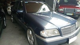 Selling Blue Mercedes-Benz C200 1995 Automatic Gasoline 