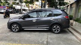 Grey Honda BR-V 2017 at 45000 km for sale 