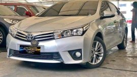 Silver Toyota Corolla Altis 2015 at 45000 km for sale
