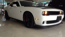 Sell White 2017 Dodge Challenger in Quezon City 