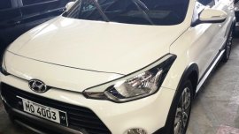 Selling White Hyundai I20 2015 Hatchback Manual Gasoline
