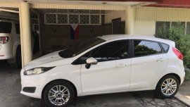 White Ford Fiesta 2016 for sale in Santa Rosa 