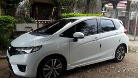 Sell White 2015 Honda Jazz at 23000 km 