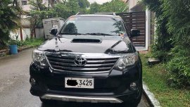 Black Toyota Fortuner 2012 Manual Diesel for sale