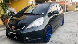 Sell 2011 Honda Jazz Automatic Gasoline 