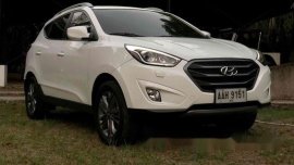 Sell White 2015 Hyundai Tucson Manual