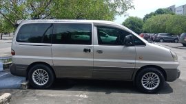 Silver Hyundai Starex 2005 at 89000 km for sale in Imus 