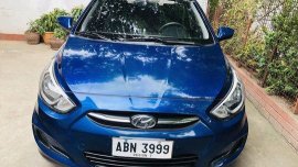 Selling Blue Hyundai Accent 2015 at 40275 km 