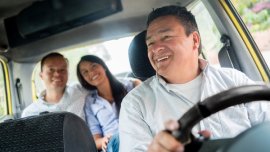 8 things that passengers do inside the car that annoy most drivers