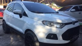 Selling White Ford Ecosport 2018 Manual at 10800 km 