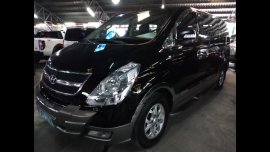 Selling Hyundai Starex 2013 Van Automatic Diesel at 53000 km 