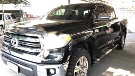 Selling Black Toyota Tundra 2019 in Manila