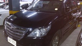 Selling Black Toyota Innova 2015 Automatic Diesel 