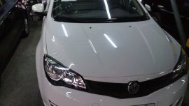 Selling White Mg 350 2015 in Makati 