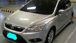 Selling Used Ford Focus 2009 Hatchback at 82000 km 