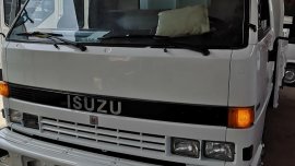 White Isuzu Elf 2018 Truck for sale in Cebu City 