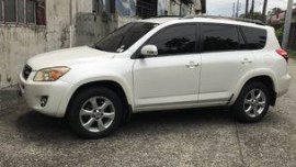 White Toyota Rav4 2010 Automatic Gasoline for sale 