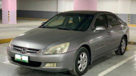 Sell Grey 2005 Honda Accord Automatic Gasoline at 93000 km 