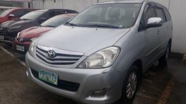 Sell Silver 2010 Toyota Innova Automatic Diesel at 111000 km 
