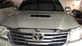 Sell Used Toyota Hilux 2014 Automatic Diesel 
