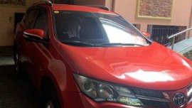Selling Red Toyota Rav4 2013 at 6600 km 