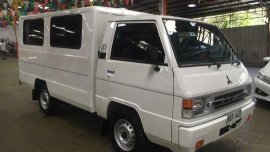 White Mitsubishi L300 2018 at 10000 km for sale 