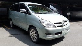 Selling Silver Toyota Innova 2005 Automatic Diesel at 93000 km