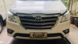 White Toyota Innova 2016 at 50000 km for sale