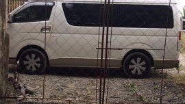 Sell Used 2012 Toyota Hiace Van at 14000 km 