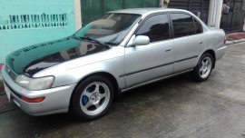 Selling Silver Toyota Corolla 1993 at 90000 km 